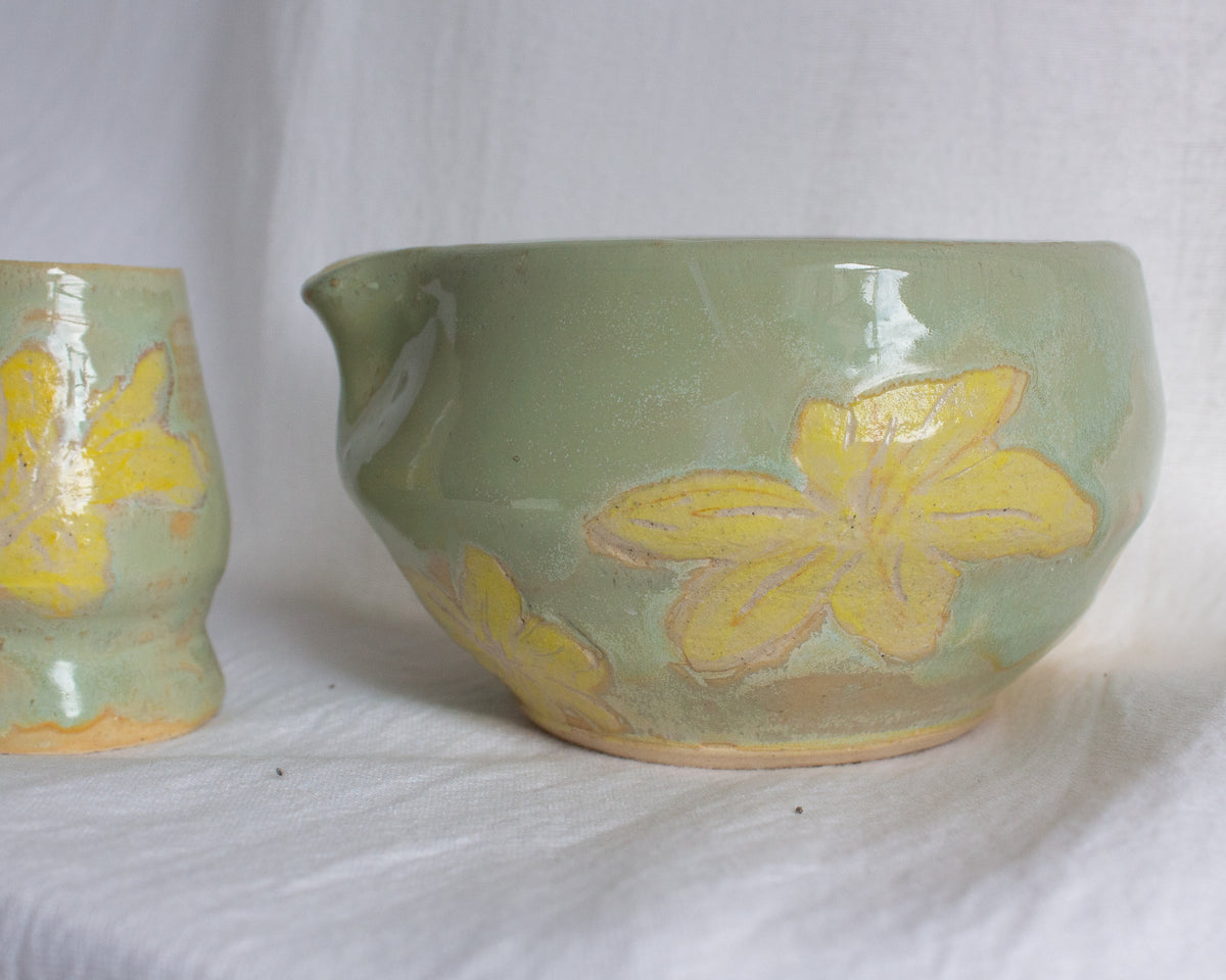 Hand Painted Lily Matcha Set No. 28