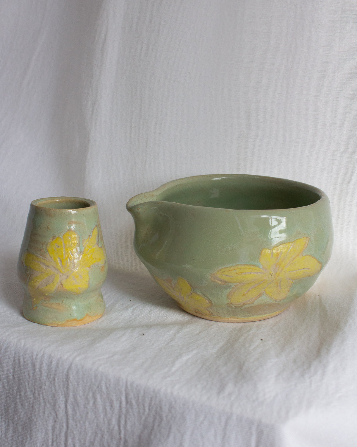 Hand Painted Lily Matcha Set No. 28