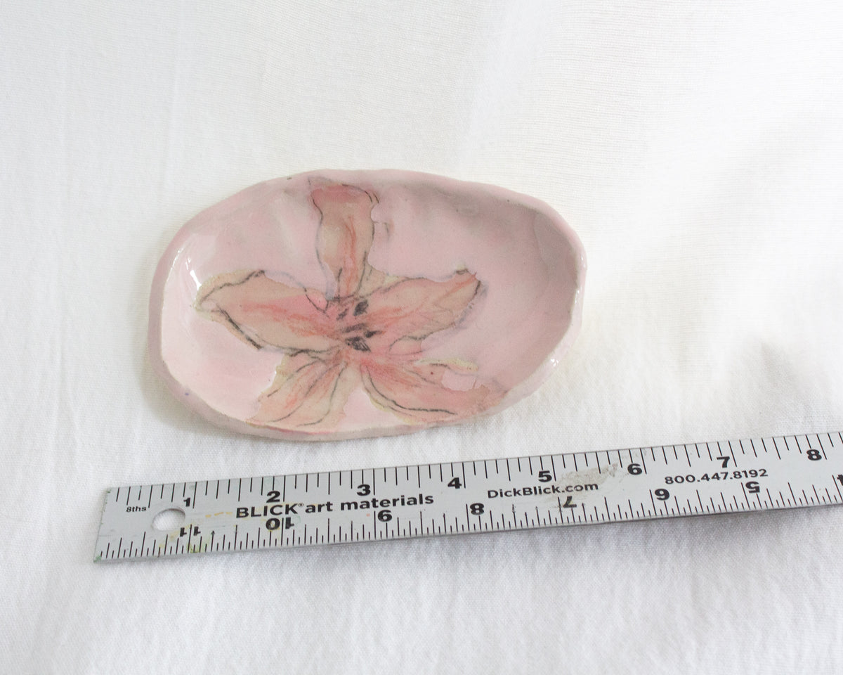 Small Pink Lily Tray No. 62