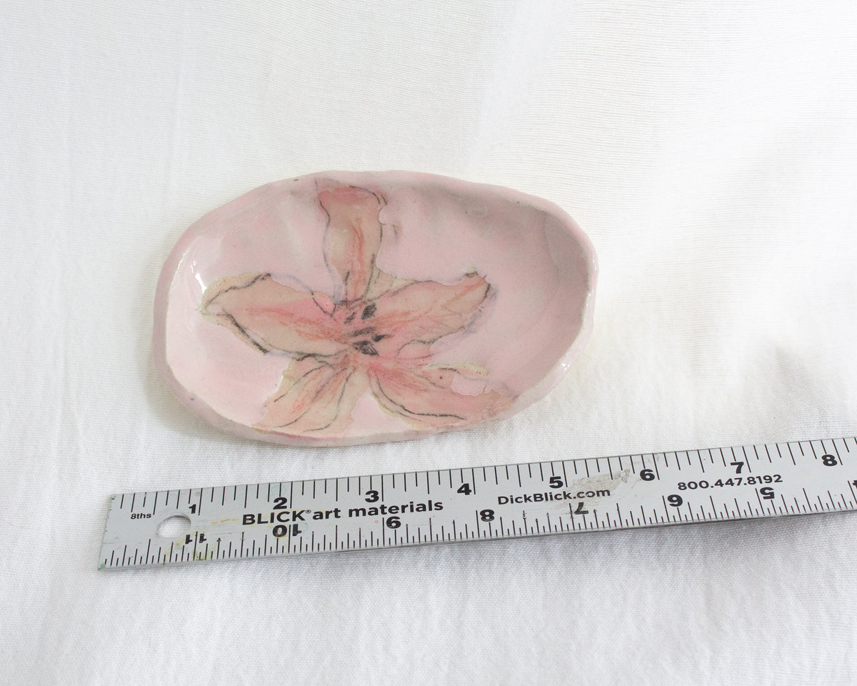 Small Pink Lily Tray No. 62